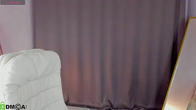 LeticiaRomano online show from April 2026 04:07:02 AM