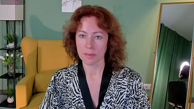 Snapshot of LeticiaRomano chatting on June 2026 04:12:02 AM LeticiaRomano online show from June 2026 04:12:02 AM