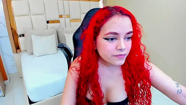 luna veega online show from July 2026 04:36:01 PM