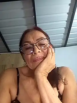 Snapshot of HOT_LATINA20 chatting on June 2026 02:53:01 AM HOT LATINA20 online show from June 2026 02:53:01 AM