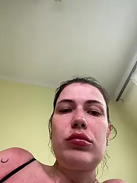 Cutee Erika online show from July 2026 01:52:02 PM