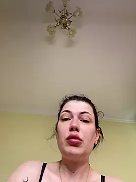 Cutee Erika online show from June 2026 10:53:01 AM