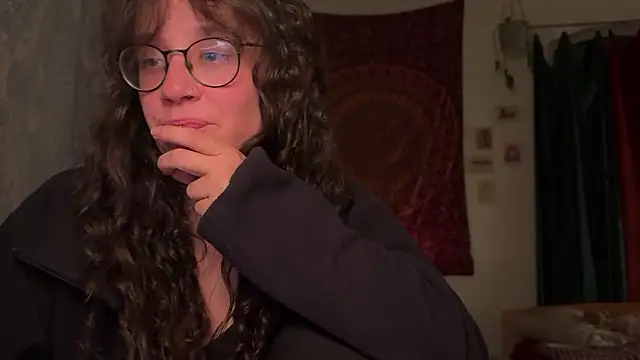 nyxo  online show from April 2026 09:05:01 PM