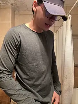 Snapshot of jossmacsi chatting on April 2026 04:54:02 PM jossmacsi online show from April 2026 04:54:02 PM