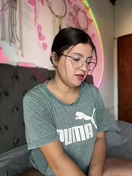 AitanaRosee online show from May 2026 11:16:01 AM