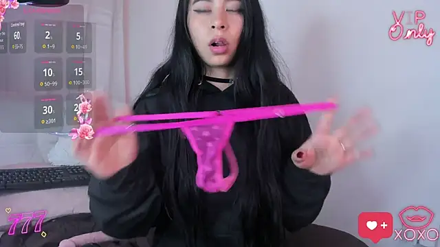 Lillypinky1 online show from April 2026 03:40:02 PM