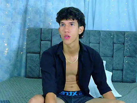 Thiago salazar online show from March 2026 01:05:02 PM