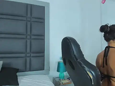 AmaranttayLunay online show from March 2026 07:20:02 PM