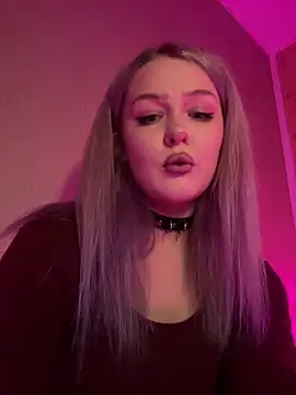 keeeessyyy online show from March 2026 09:32:02 PM