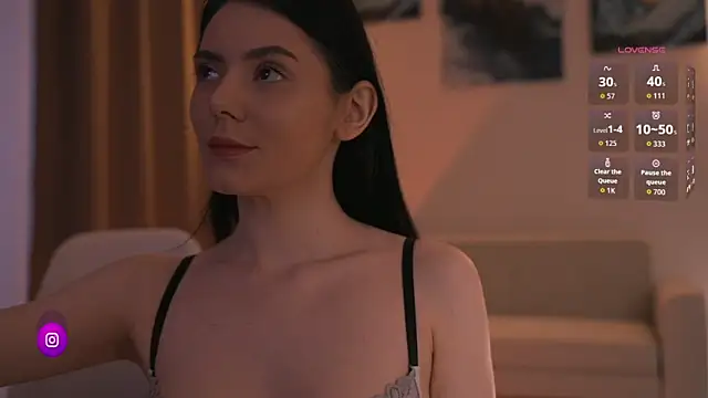 OnlyNora online show from May 2026 03:19:01 PM