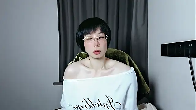 lin lin 520 520 online show from April 2026 04:36:01 PM