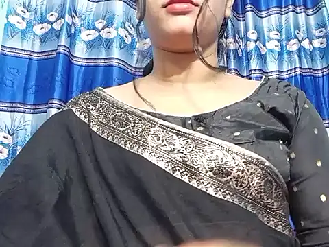 Emma 4433 online show from March 2026 04:21:02 PM