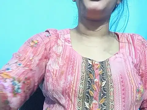 Emma 4433 online show from March 2026 05:57:02 PM