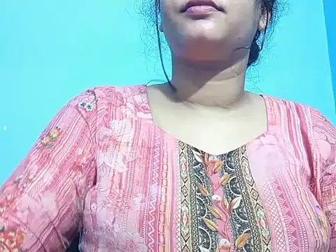 Emma 4433 online show from March 2026 09:33:02 AM