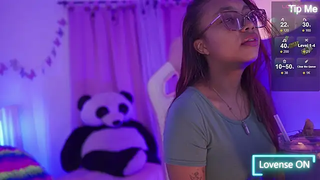 nahomy 2308 online show from April 2026 11:25:02 AM