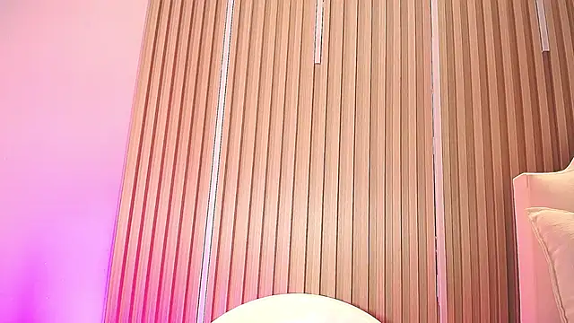 ZafiroCat online show from April 2026 05:36:02 AM