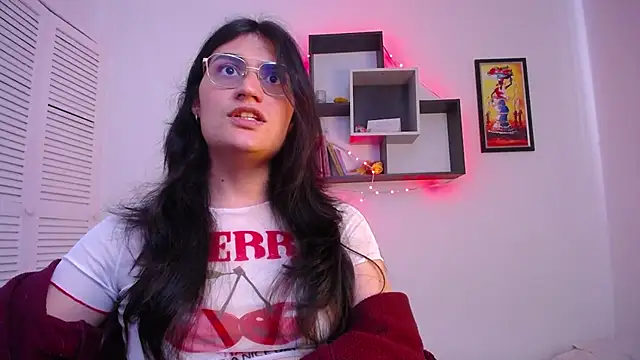 selene cutie online show from March 2026 04:22:01 PM