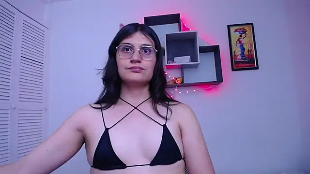 selene cutie online show from March 2026 12:26:01 AM