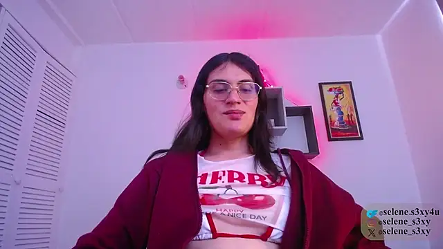 selene cutie online show from April 2026 05:42:01 PM