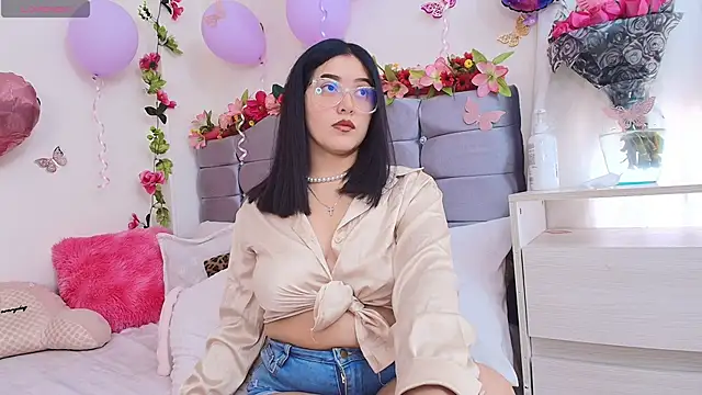 Isabella Roses  online show from April 2026 09:10:02 PM