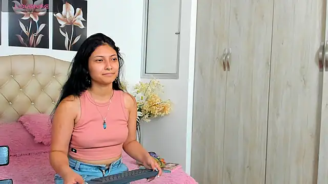 Tamar4 f00x online show from June 2026 08:03:02 PM