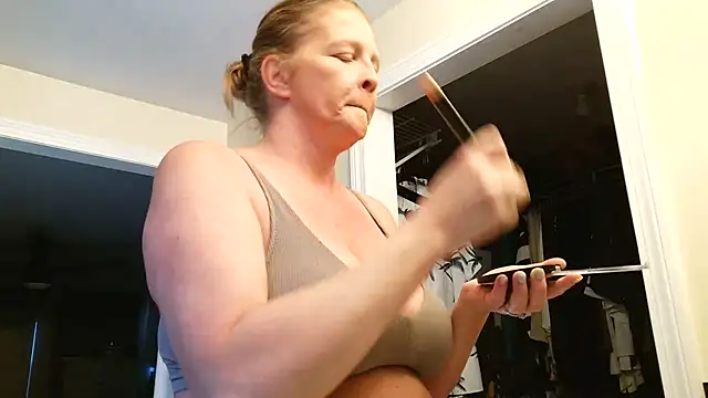 Stickywethoney online show from April 2026 12:34:01 PM