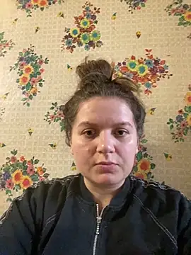 Nenssy555 online show from March 2026 01:13:01 PM