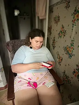 Snapshot of Nenssy555 chatting on July 2026 02:24:02 PM Nenssy555 online show from July 2026 02:24:02 PM
