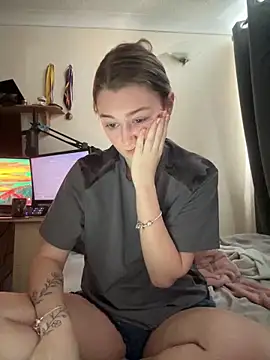 Ameliaxoxoo online show from April 2026 03:02:01 PM