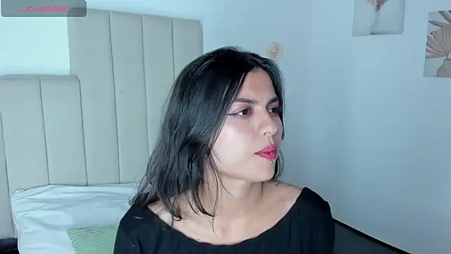 Zoee Kravitz online show from May 2026 12:17:02 AM