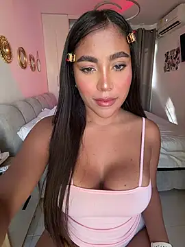 Snapshot of SaraValentina11 chatting on April 2026 08:31:01 PM SaraValentina11 online show from April 2026 08:31:01 PM