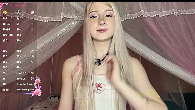 OnlyEva1 online show from April 2026 07:02:02 AM