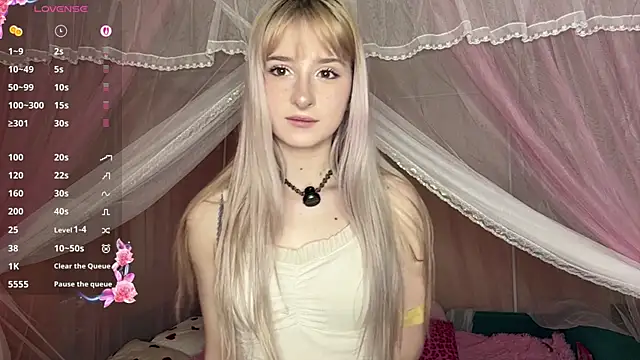 OnlyEva1 online show from April 2026 08:10:02 AM