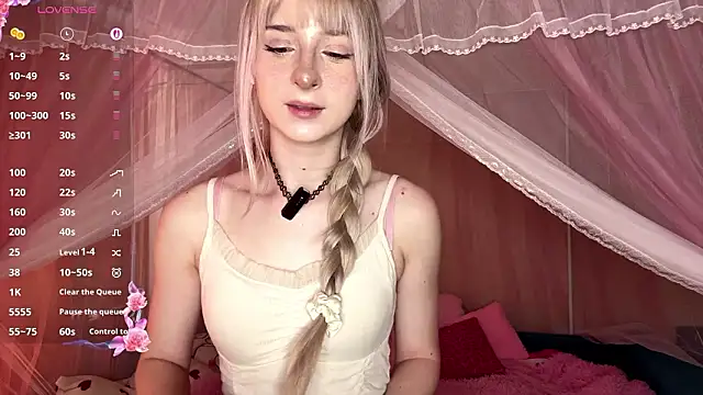 OnlyEva1 online show from March 2026 07:21:02 AM