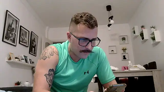 yanick931 online show from May 2026 11:48:02 PM