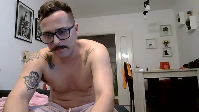yanick931 online show from May 2026 11:04:01 PM