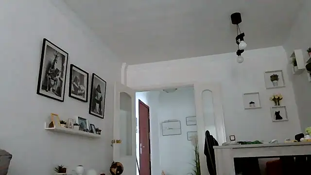yanick931 online show from June 2026 10:42:02 AM