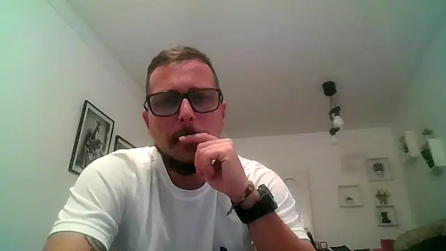 yanick931 online show from March 2026 08:57:01 PM