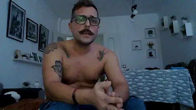 yanick931 online show from April 2026 03:41:01 PM