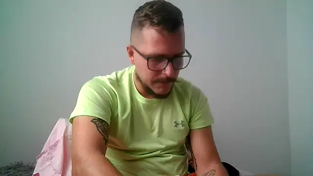 yanick931 online show from March 2026 03:03:01 PM