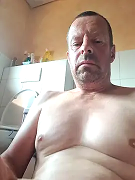 Snapshot of spritzer6689 chatting on June 2026 01:21:01 PM spritzer6689 online show from June 2026 01:21:01 PM