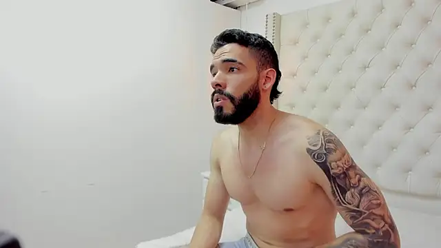 JEAN LEWIS2 online show from April 2026 07:32:01 PM