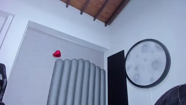 camilagrey  online show from April 2026 07:48:01 PM