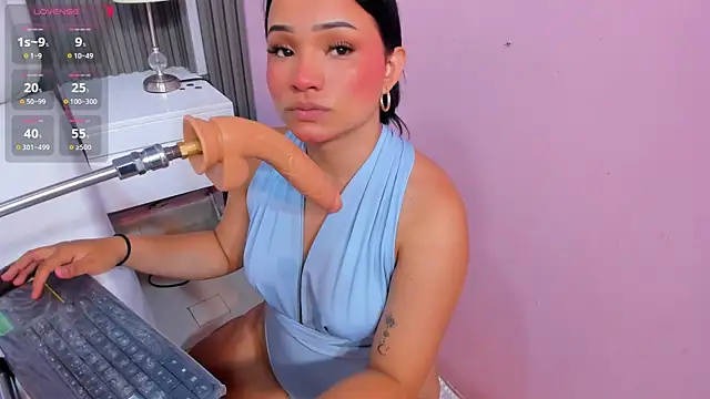 lia sucker online show from July 2026 03:39:01 AM