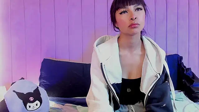 Snapshot of CherrySweetl chatting on April 2026 12:17:02 PM CherrySweetl online show from April 2026 12:17:02 PM