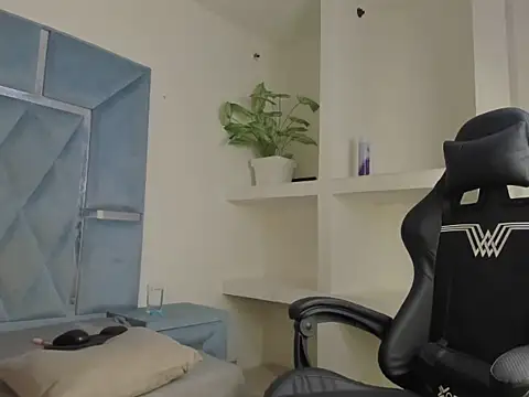 kiaraht online show from April 2026 04:52:02 AM