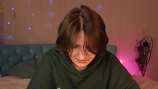 delalex online show from March 2026 09:05:02 PM