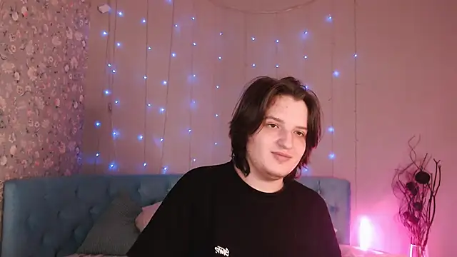 delalex online show from March 2026 08:32:02 PM