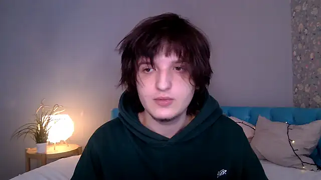 delalex online show from April 2026 06:33:02 PM