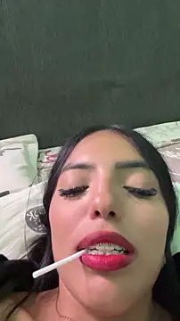 sylphiee  online show from April 2026 06:20:01 AM